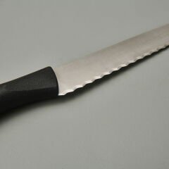 Deluxe Ekmek Bıçağı - Siyah - 18 cm