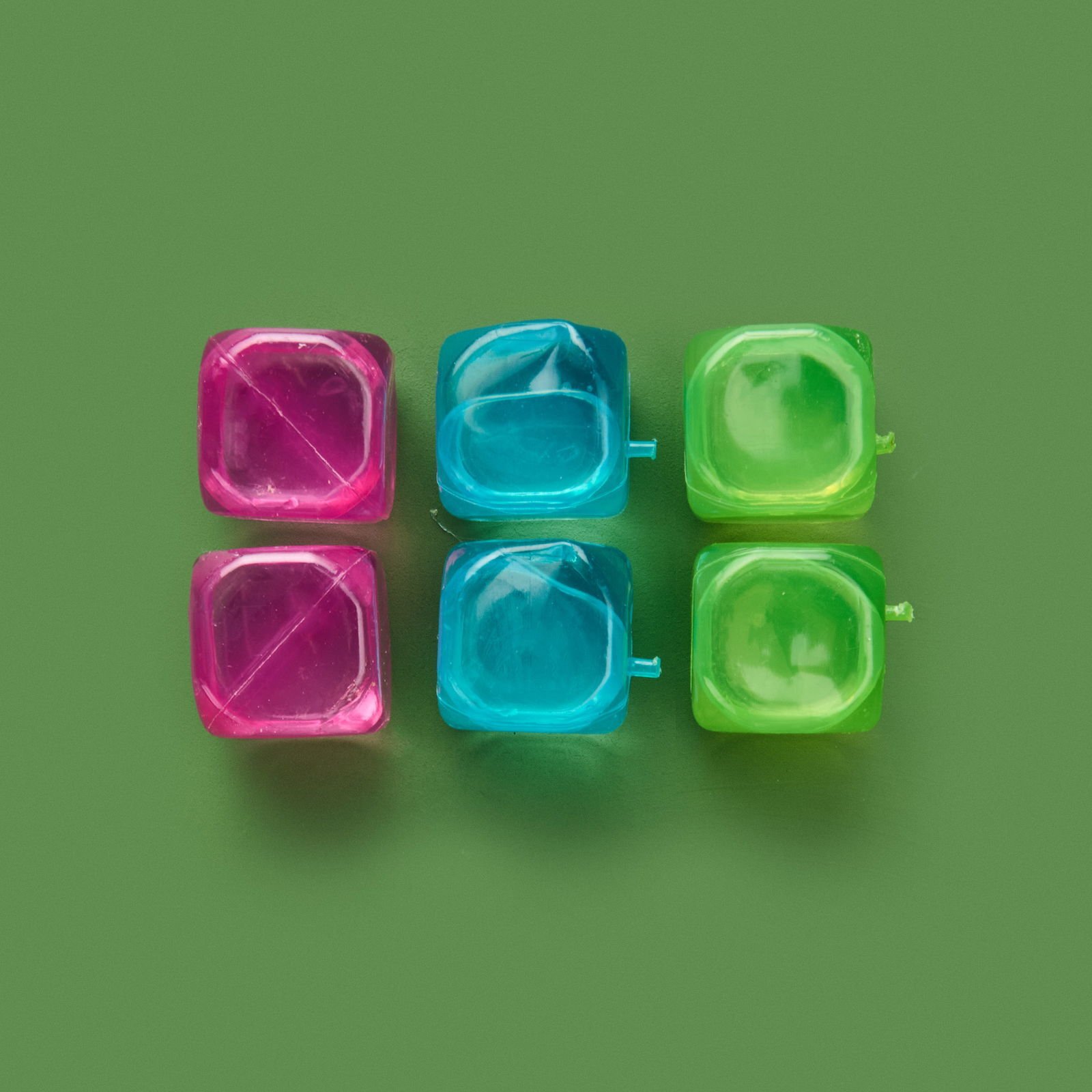 Kare 6'lı Plastik Buz Küpü - Renkli