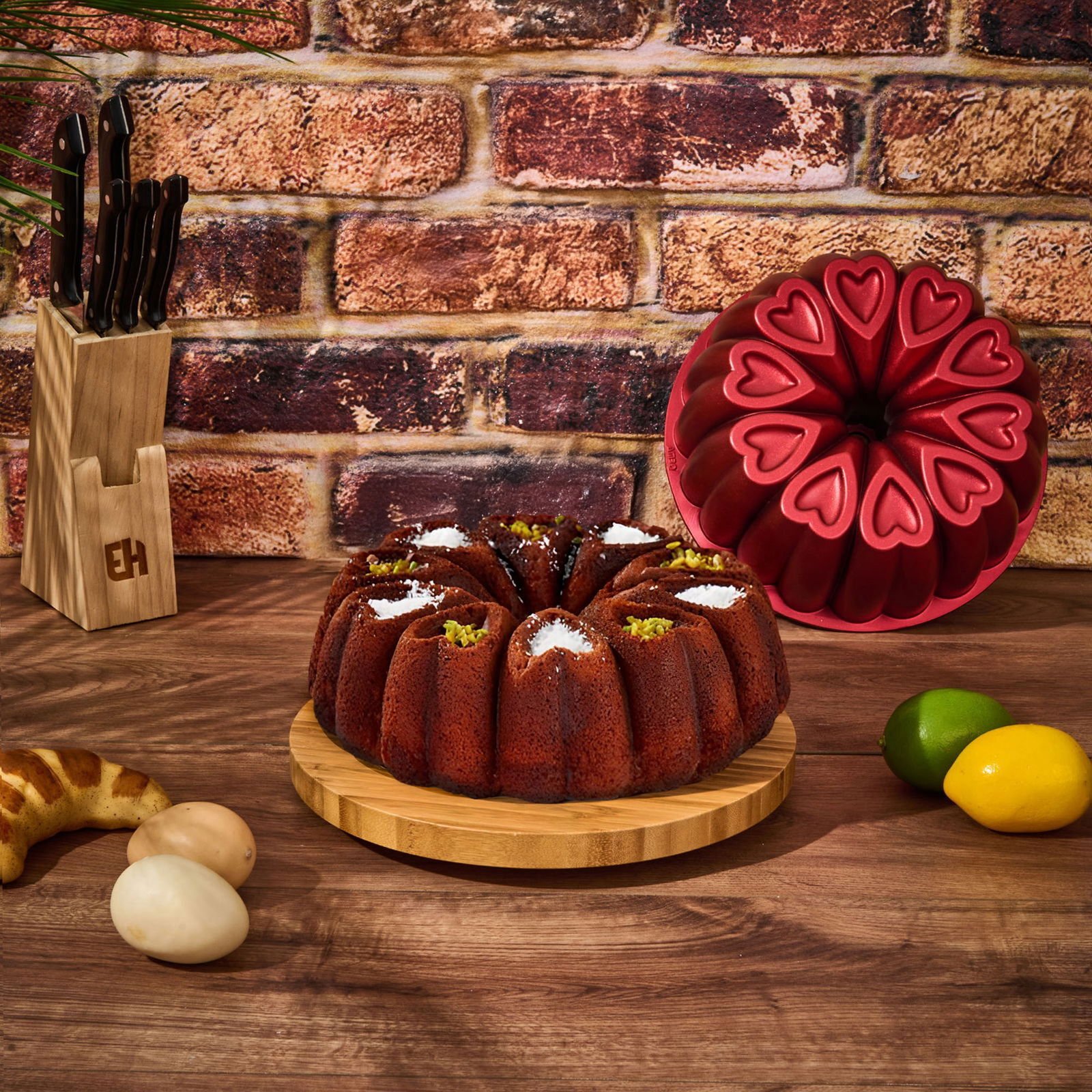 Ametist Kalpli Kek Kalıbı - Kırmızı - 26 cm