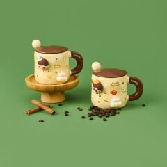 Figürlü Kaşıklı Kapaklı Kupa - Asorti - 250 ml