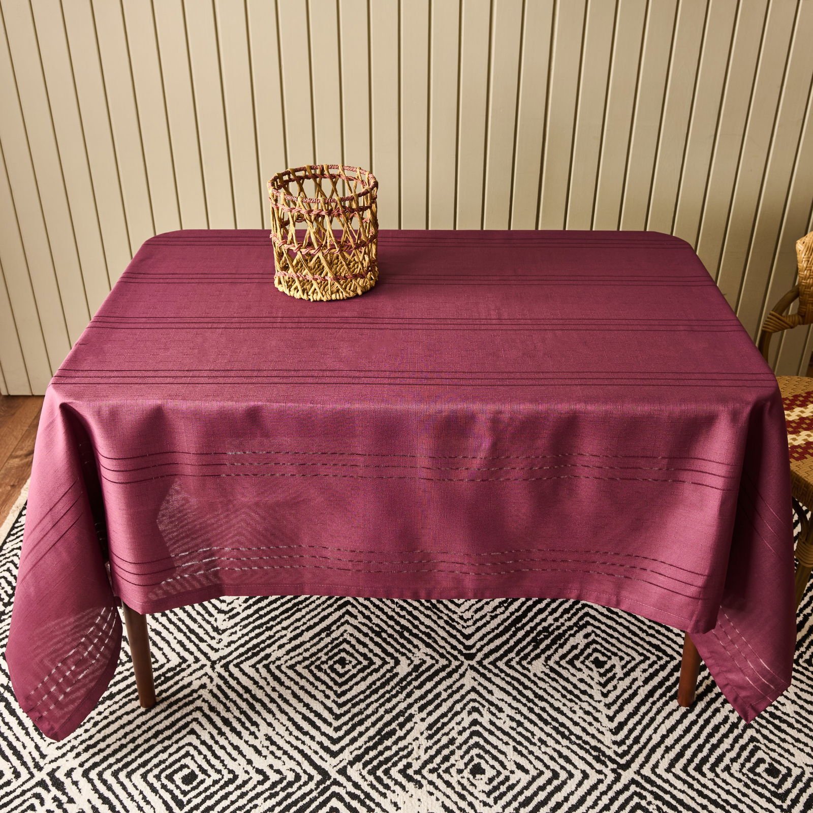 Soft Jakarlı Dokuma Masa Örtüsü - Mürdüm - 160x220 cm