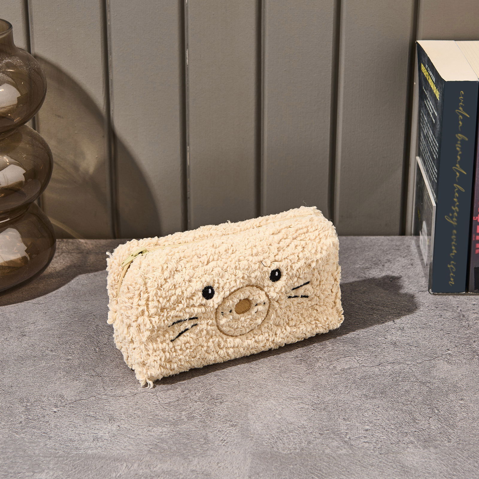 Teddy Desenli Peluş Kalemlik - Bej - 22x12 cm