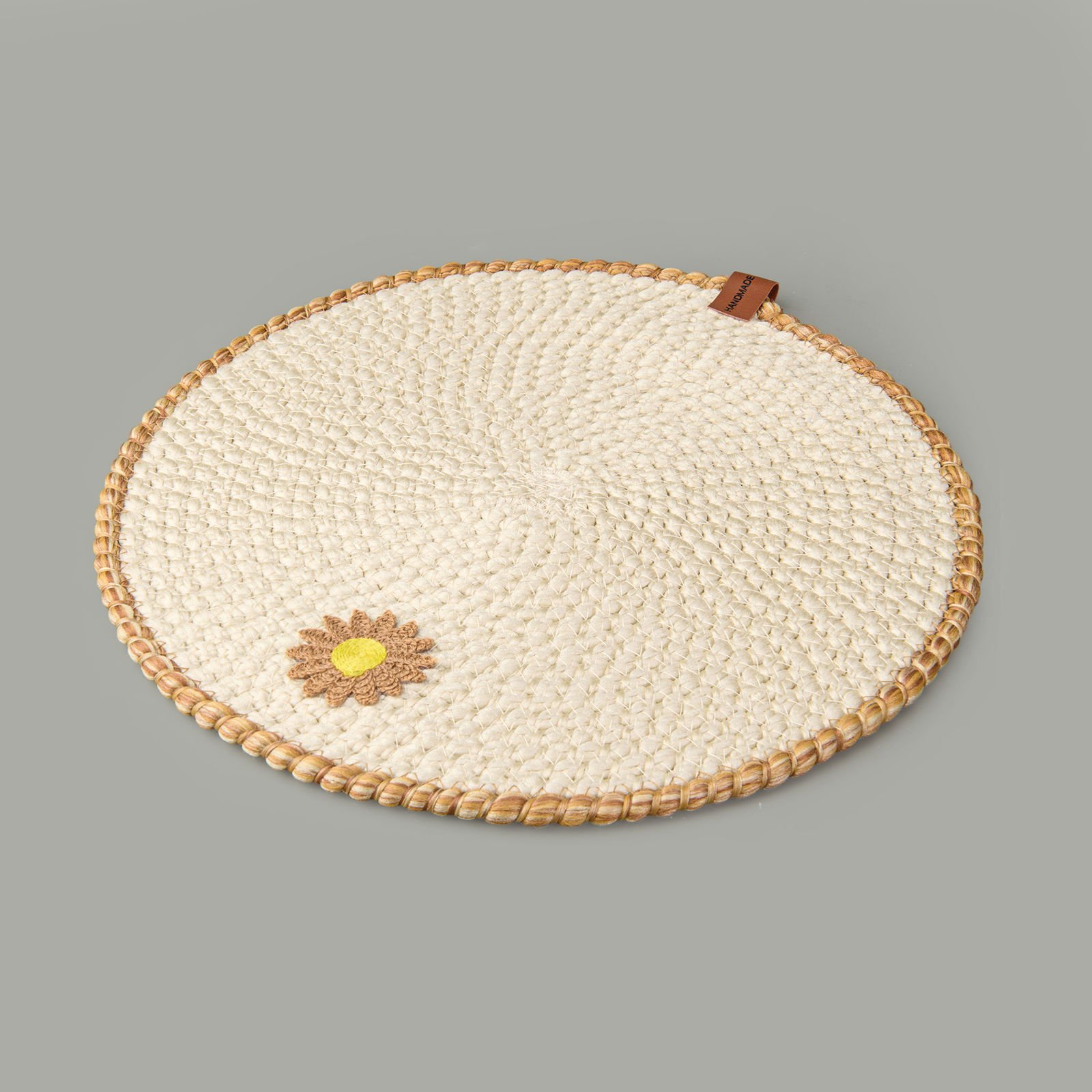 Soft Çiçek Nakışlı Supla - Ekru - 33x33 cm