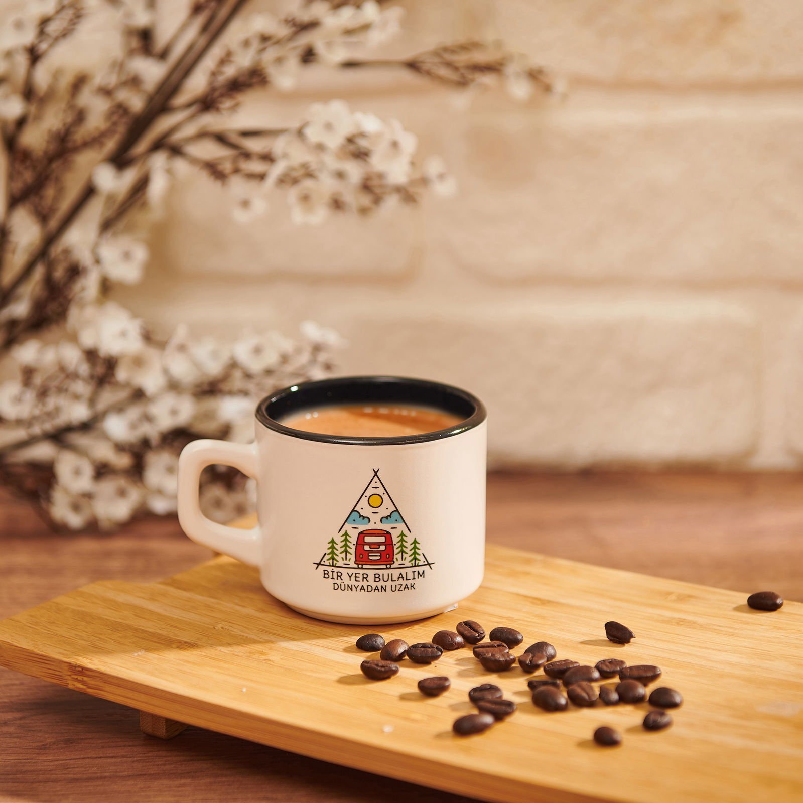 Tasarım Bir Yer Bulalım Dünyadan Uzak Venüs Kupa - Asorti