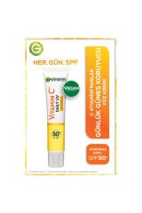 Garnier C Vitamini* Parlak Günlük Güneş Koruyucu Fluid Yüz Kremi - Görünmez Doku 40ML