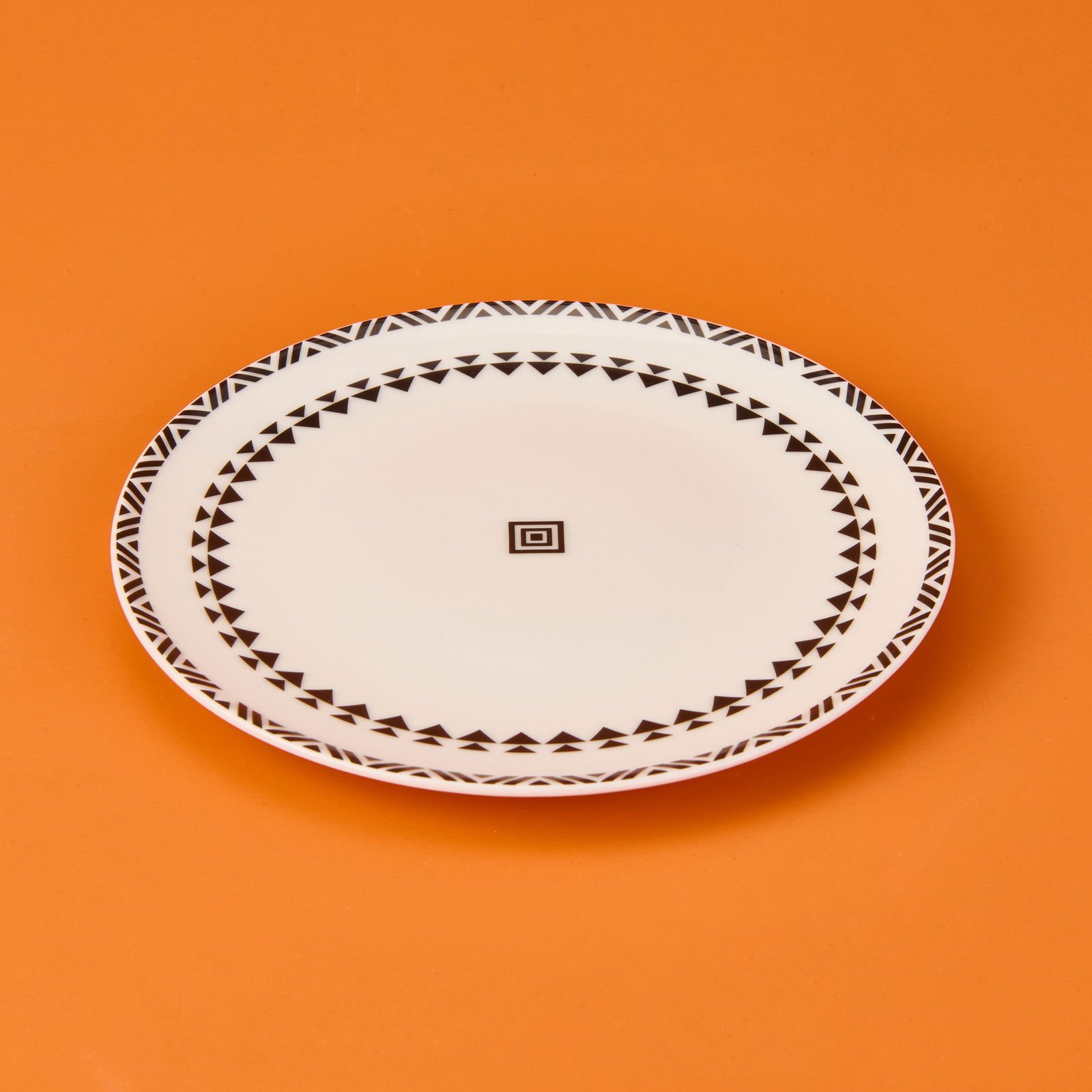 Kitchen Ethnic Pasta Tabağı - Siyah / Beyaz - 19 cm